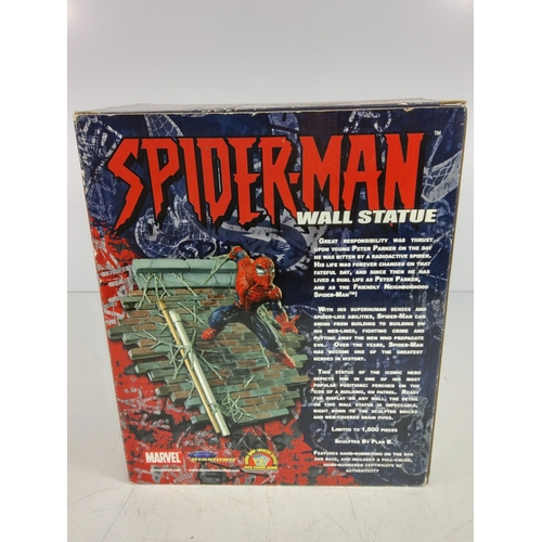 89 - Marvel Spiderman wall statue