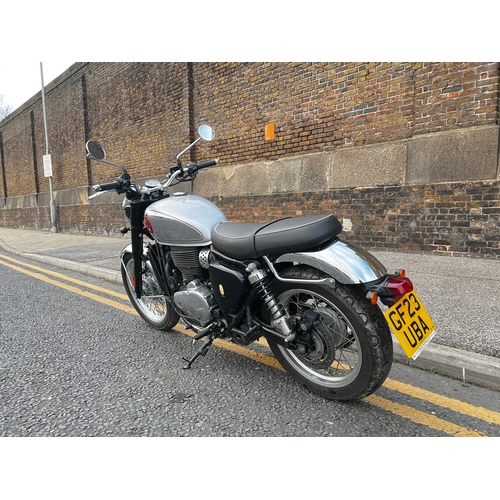 6 - Make: BSA
Model: GOLD STAR LEGACY
Colour: SILVER
Registration: GF23UBA
Engine Size (cc): 652
Transmi... 