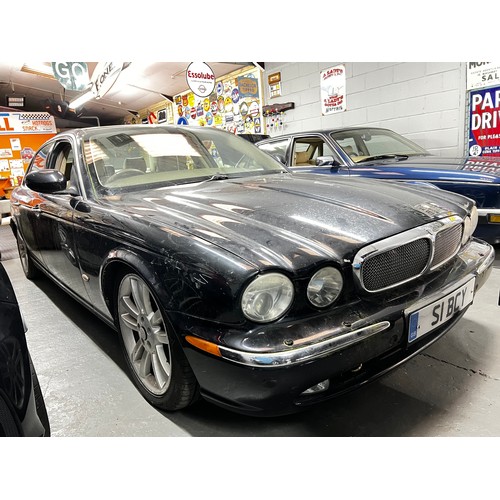 5 - Make: JAGUAR
Model: XJ SOVEREIGN TDVi 
Colour: BLACK
Registration: S1 BCY
Engine Size (cc): 2720
Tra... 
