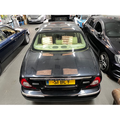 5 - Make: JAGUAR
Model: XJ SOVEREIGN TDVi 
Colour: BLACK
Registration: S1 BCY
Engine Size (cc): 2720
Tra... 