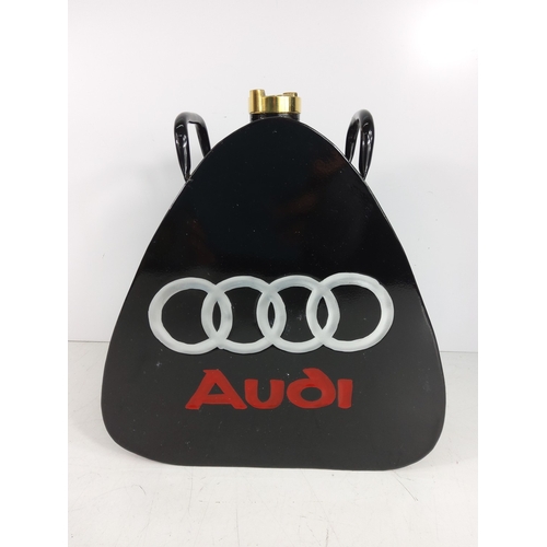 38 - Audi oil can