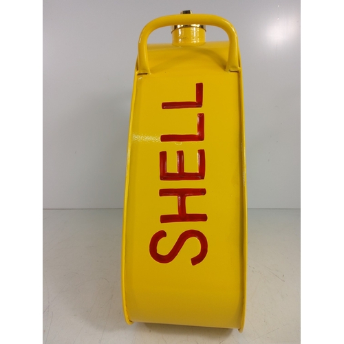 51 - Shell oil can