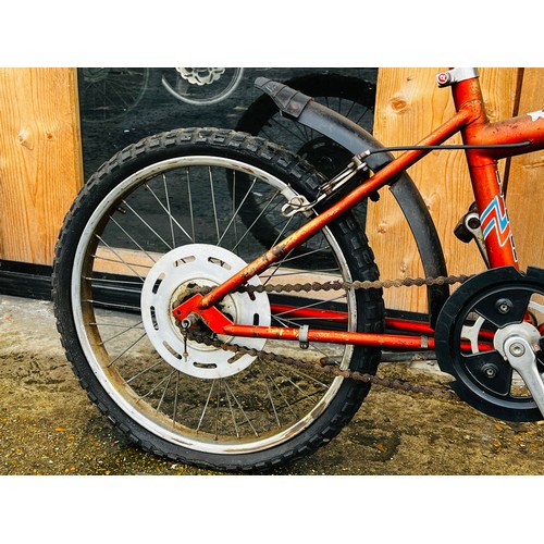 10 - Raleigh Grifter mk2 bicycle for nostalgic wall art / spares or repair