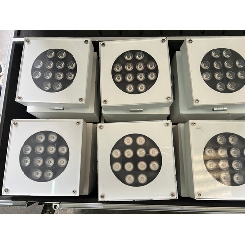64 - Charging flight case with 8 Ulites