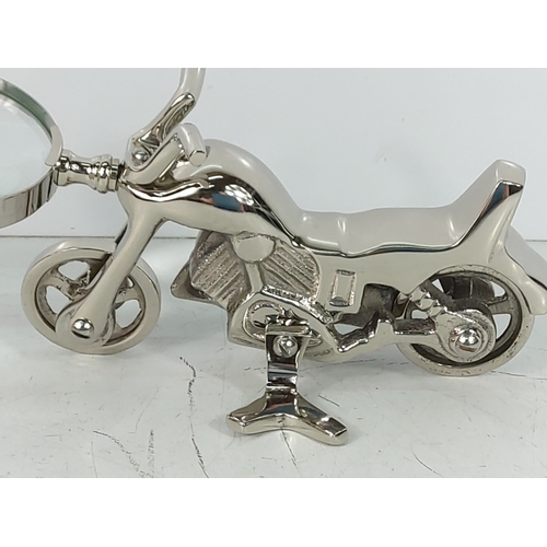 39 - Motorcycle magnifying glass