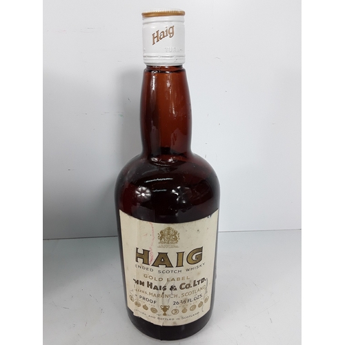 14 - J&B Reserve aged 15 years Scotch whisky, 1980's bottling 75cl, and one 1970's Haig Gold Label, 26 2/... 