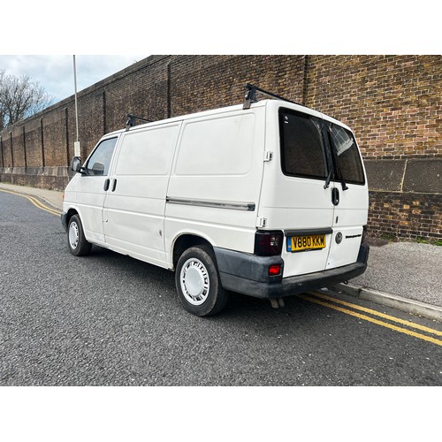 0 - Make: VOLKSWAGEN
Model: TRANSPORTER T4 SWB 1.9TD
Colour: WHITE
Registration: V880KKM
Engine Size (cc... 