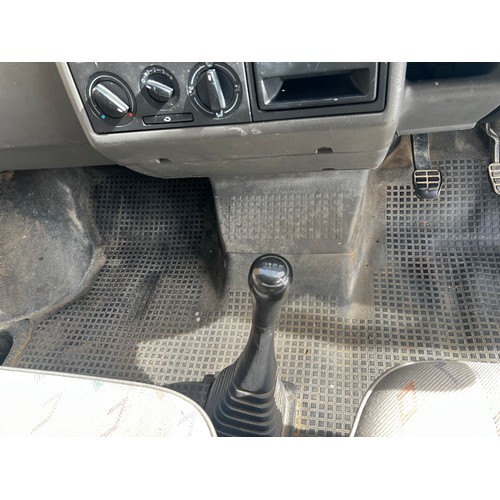 0 - Make: VOLKSWAGEN
Model: TRANSPORTER T4 SWB 1.9TD
Colour: WHITE
Registration: V880KKM
Engine Size (cc... 