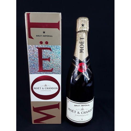 107 - Boxed bottle of Moet and Chandon Champagne