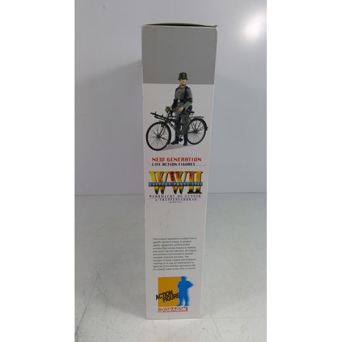 203 - Neo3Body WWII Wehrmacht MG Gunner w/ Truppenfahrrad 