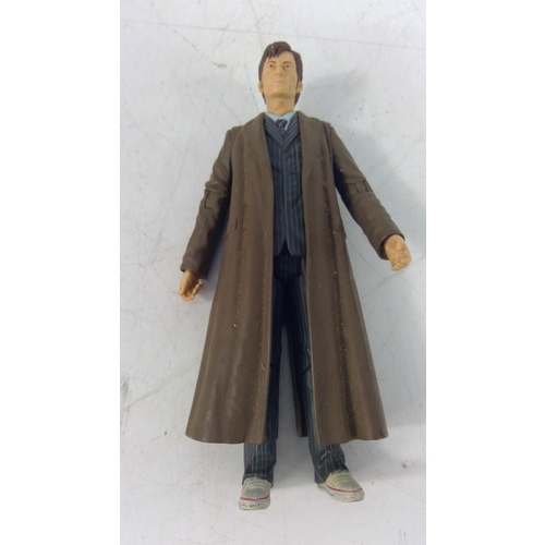 187 - Three Doctor Who figures