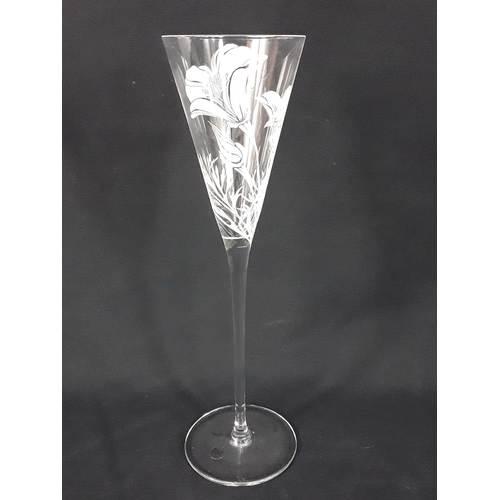 470 - Set of 12 Franklin Mint Les Fleurs crystal champagne glasses