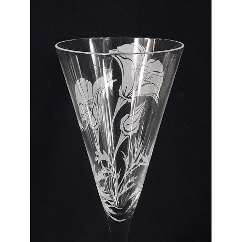 470 - Set of 12 Franklin Mint Les Fleurs crystal champagne glasses