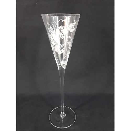 470 - Set of 12 Franklin Mint Les Fleurs crystal champagne glasses