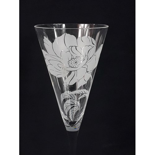 470 - Set of 12 Franklin Mint Les Fleurs crystal champagne glasses