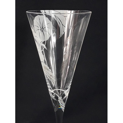 470 - Set of 12 Franklin Mint Les Fleurs crystal champagne glasses