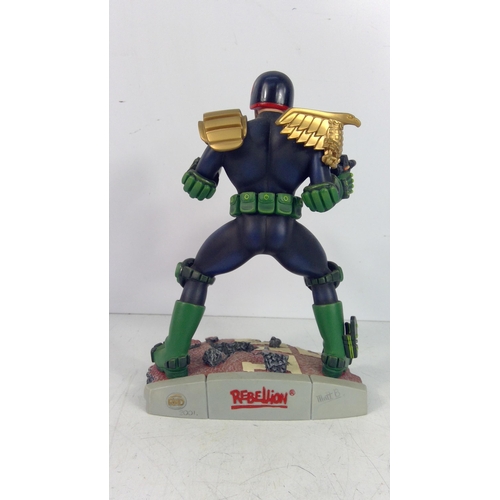 354 - Unboxed Judge Dredd (I am the law) 2001 Robert Harrop Designs LTD sculpture