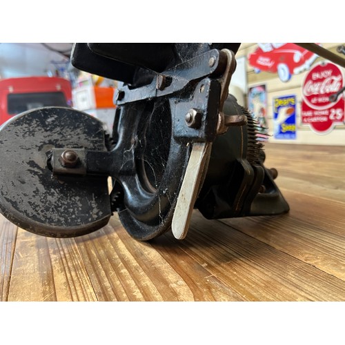 194 - Vintage sock knitting machine