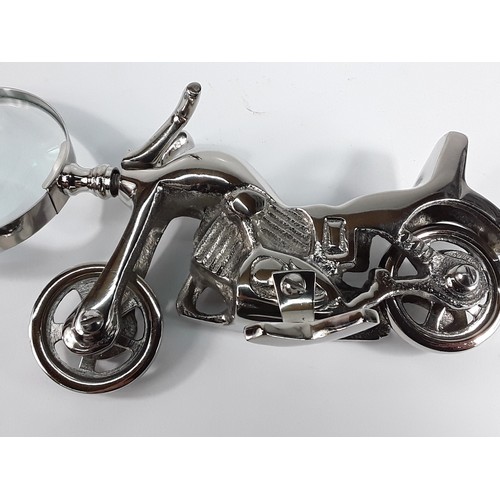62 - Novelty motorcycle magnifying glass