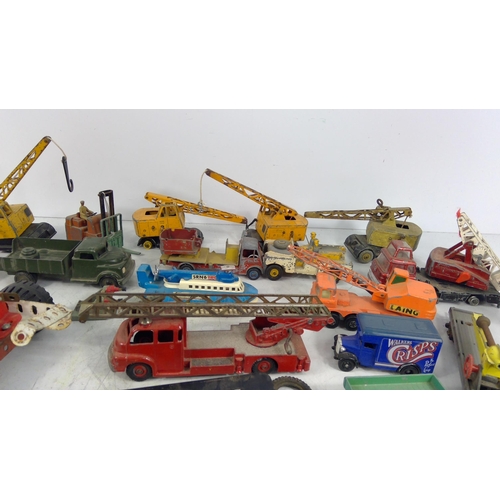 303 - Box of vintage model vehicles