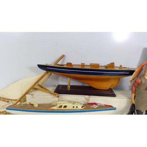 306 - Pond Yacht and various other toys inc Star Wars