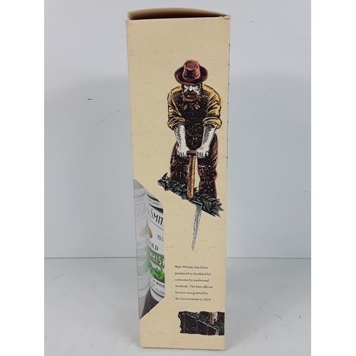 10 - Boxed bottle of George Smith's Single Malt Glenlivet Whiskey, 15 years old, 70cl, 40%