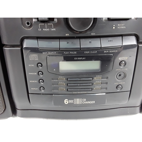 133 - Sanyo portable midi CD/Cassette hi-fi