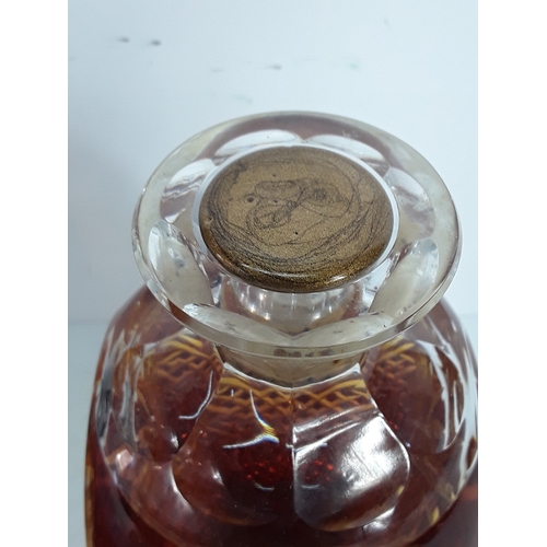 119 - Boxed glass decanter of Glamis Castle 25 years old Queen Mother's 90th Birthday decanter, 75cl, 40%,... 