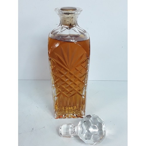119 - Boxed glass decanter of Glamis Castle 25 years old Queen Mother's 90th Birthday decanter, 75cl, 40%,... 