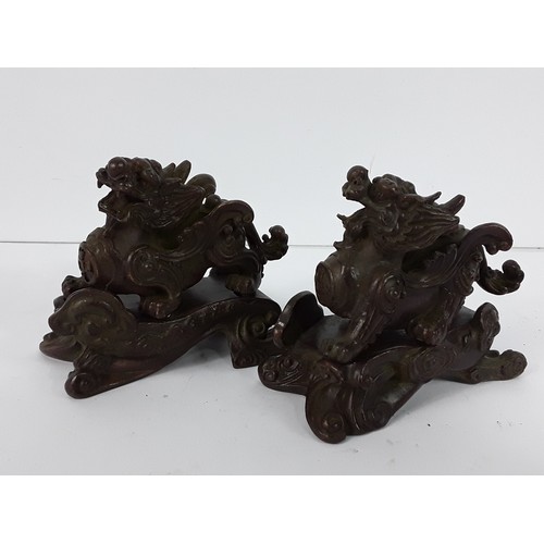 25 - Pr of cast bronze Dogs of Fo on metal bases, 8 x 10 x 5cms