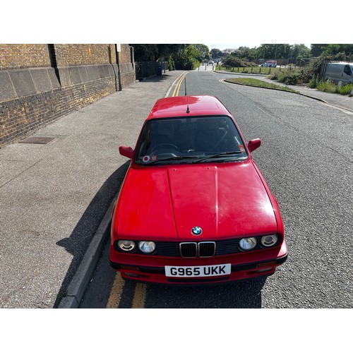 541 - Make: BMW
Model: 318i TOURING
Colour: RED
Registration: G965UKK
Engine Size (cc): 1796
Transmission:... 