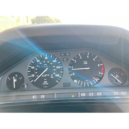 541 - Make: BMW
Model: 318i TOURING
Colour: RED
Registration: G965UKK
Engine Size (cc): 1796
Transmission:... 