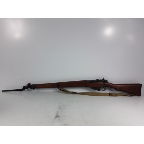121 - Deactivated Enfield 303 new spec rifle with pig stick bayonet (complete with deactivation certificat... 