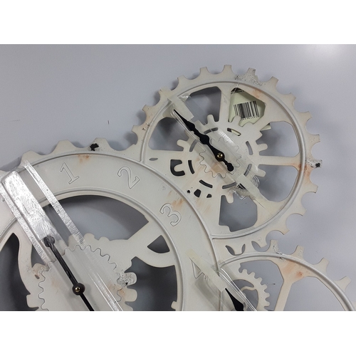 169 - Five boxes (20 clocks) of triple gear wheel clocks, 62cms