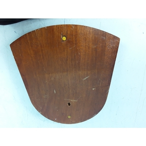 80 - Ship plaque and cap ribbons
