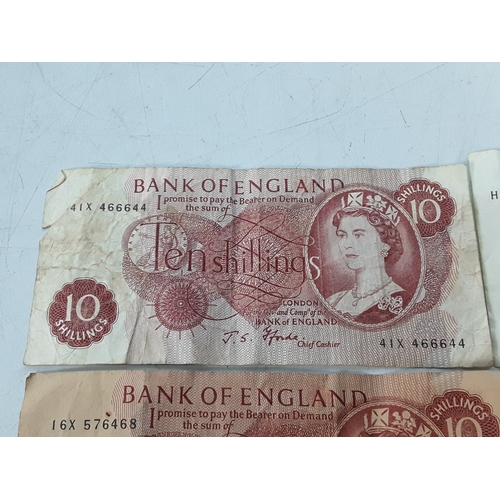 Various used bank notes