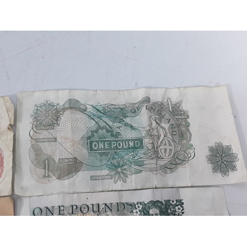 Various used bank notes