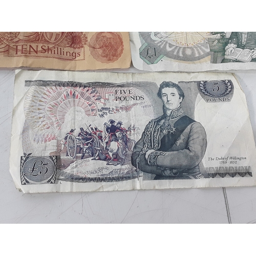 Various used bank notes