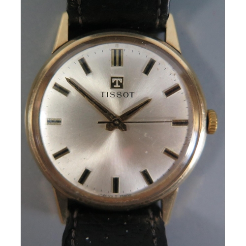 142 - A Tissot Gent's 9ct Gold Manual Wind Wristwatch, teh DS&S case dated 1968 and with a 17 jewel moveme... 