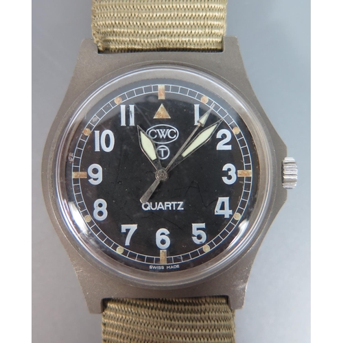 152 - A CWC Fat Boy Quartz Military Wristwatch with anti flash movement SAS, 0552/6645-99 5415317 11070 85... 