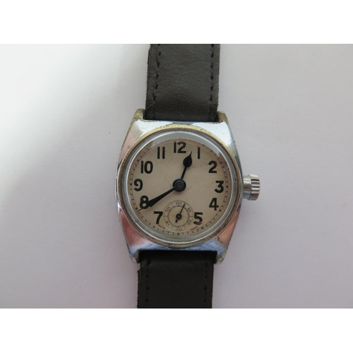 123 - A Boy's Manual Wind Wristwatch, the 27mm dial with subsidiary seconds hand, running