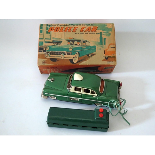 507 - Tin Plate Toy _ A Linemar Battery Operated Remote Control Car