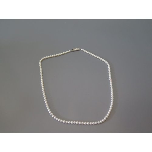 194 - A Pearl Necklace, 10.3g