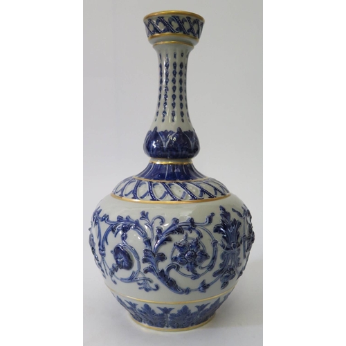 280 - A Nineteenth Century Copeland Spode's Florentine Vase, 33cm