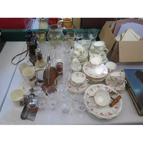 351 - Lemonade Set and other glass, tea ware etc