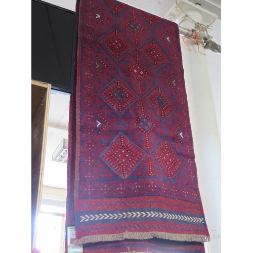 571 - A Persian Runner, 250 x 62cm