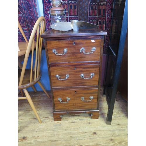 589 - A Mahogany Nest of Three Drawers