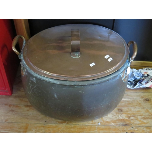 602 - A Large Nineteenth Century Cooking Pot