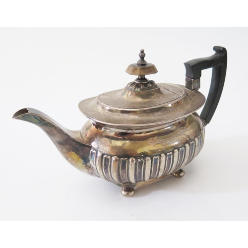 63 - An Edward VII Silver Teapot, Sheffield 1901, Walker & Hall, 432g