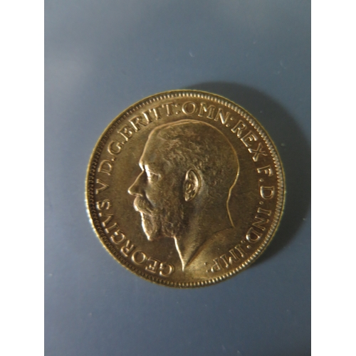 301h - A George V Gold Sovereign 1912